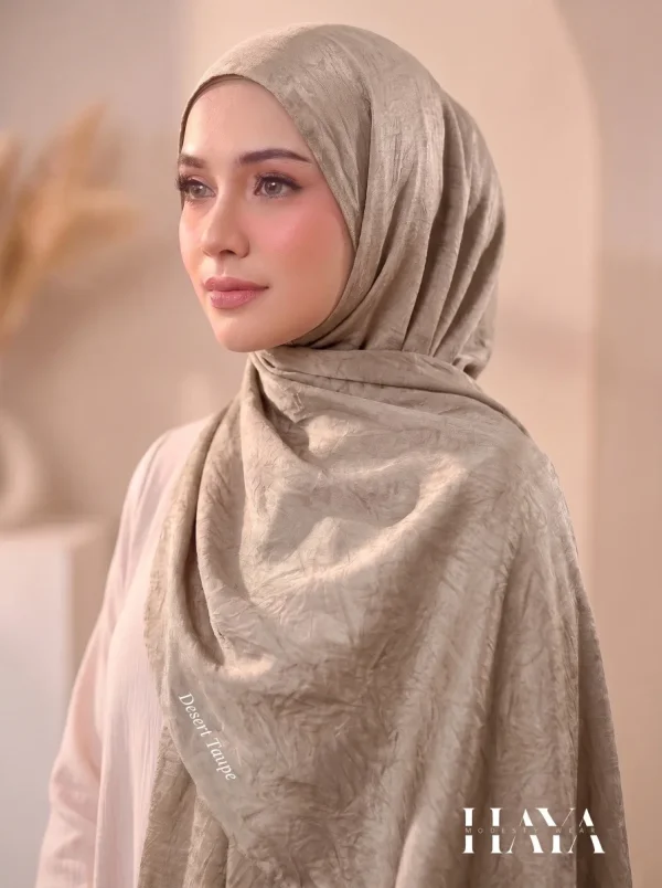 Premium Dubai Silk - Desert Taupe