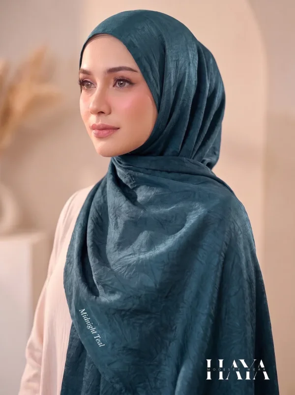 Premium Dubai Silk - Midnight Teal