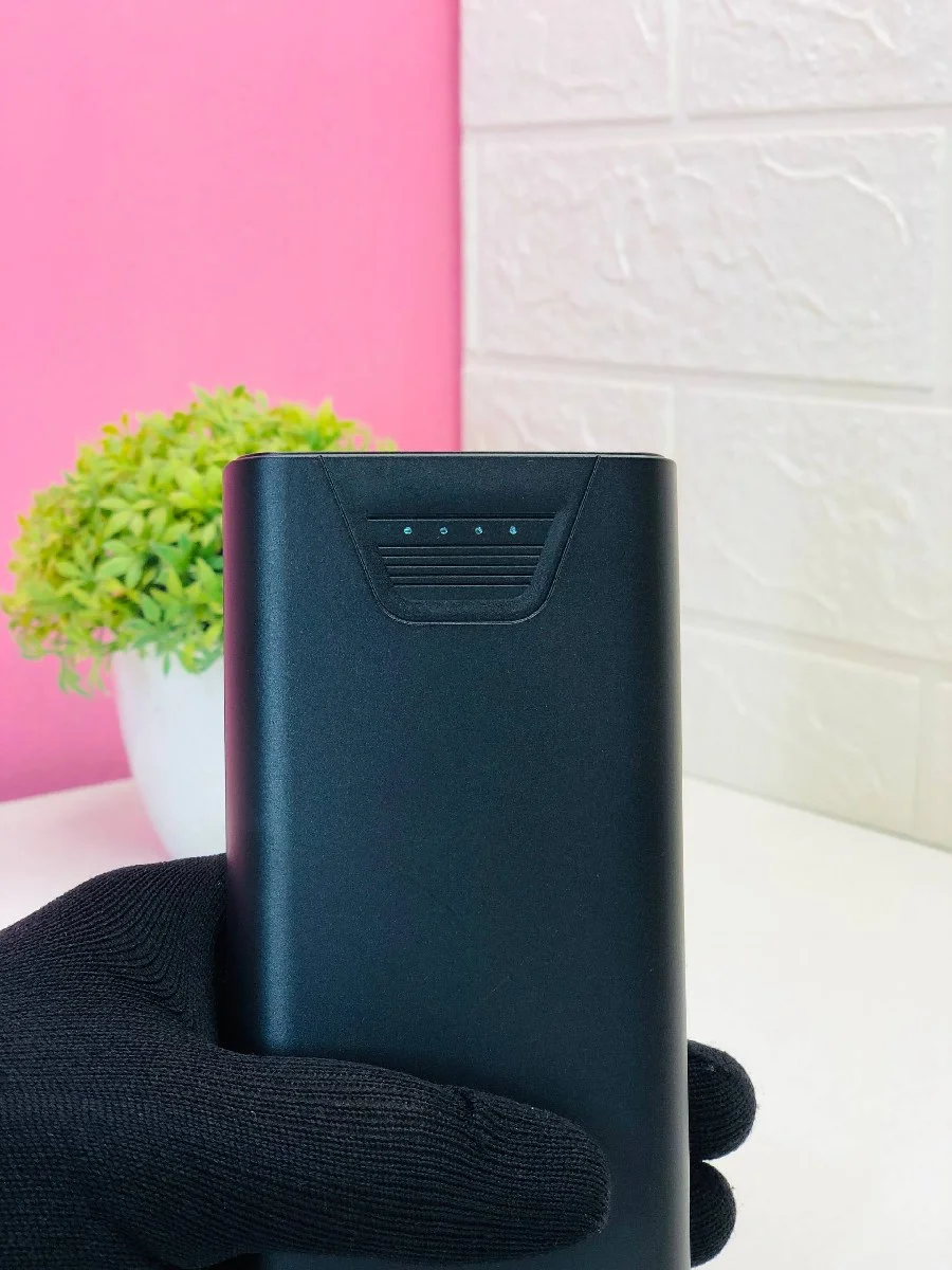 VEN-DENS 10000mAh Power Bank image 7