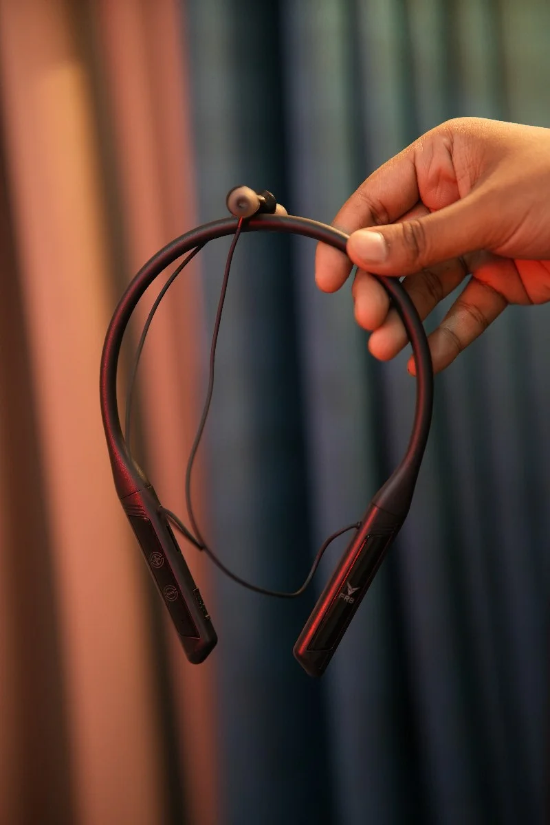400h😱 frb smart neckband image 3