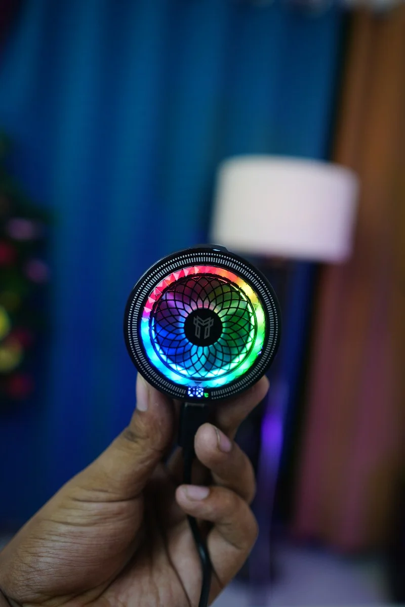 🎮 HOCO GAMING GA6 Mobile Phone Cooler | RGB Gaming Cooler Review image 5